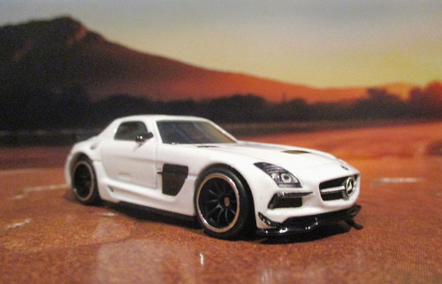 Hot wheels premium 64 - hot, 1/64