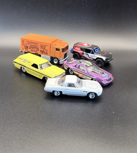 Hot wheels premium bundle - hot,