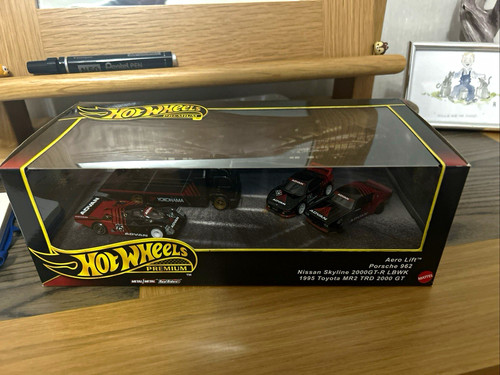 Hot wheels premium car set - premium,