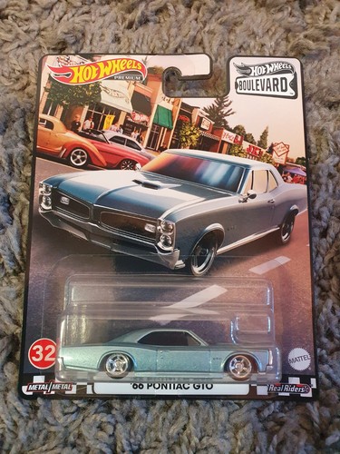 Hot wheels diecast - hot,