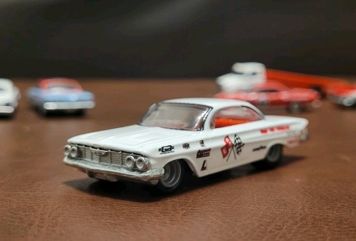 Hot wheels premium chevy - wheels,
