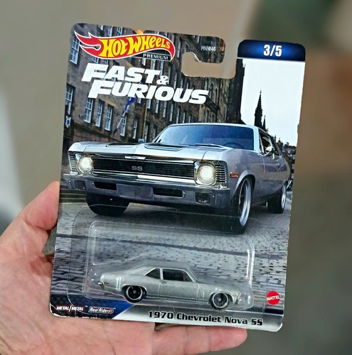 Hot wheels premium fast - hot,