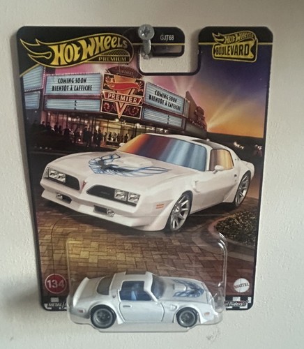 Hot wheels premium boulevard - wheels,