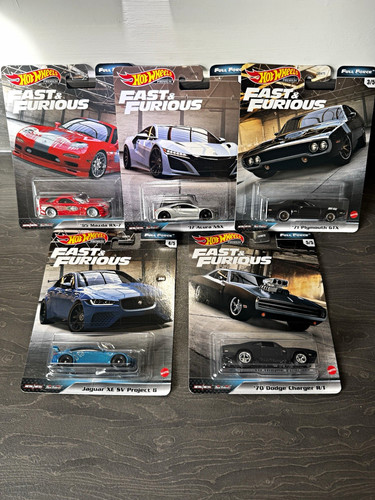 Hot wheels premium fast - hot,
